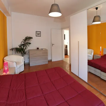 Alice Home-2